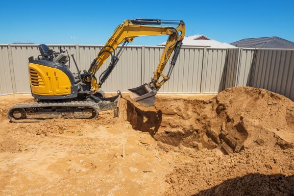 Yard Digging Service in Camarillo