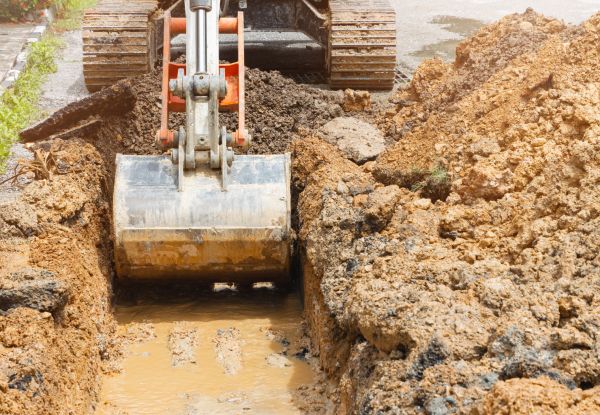 Water Line Digging in Camarillo